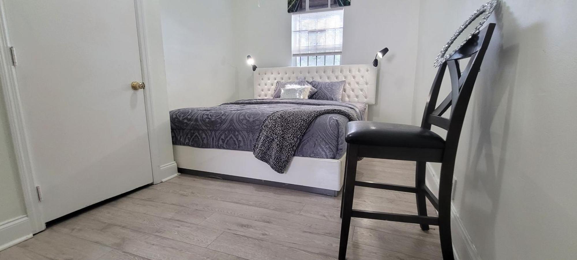 Large, Central, Lovely & Cozy 4Bed/2Bath - House By Everbank Stadium Jacksonville Exterior foto